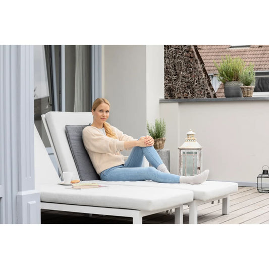 Medisana Outdoor Heated Back Cushion Ol 750 Grey - Thomas 'Cocky' Hunter